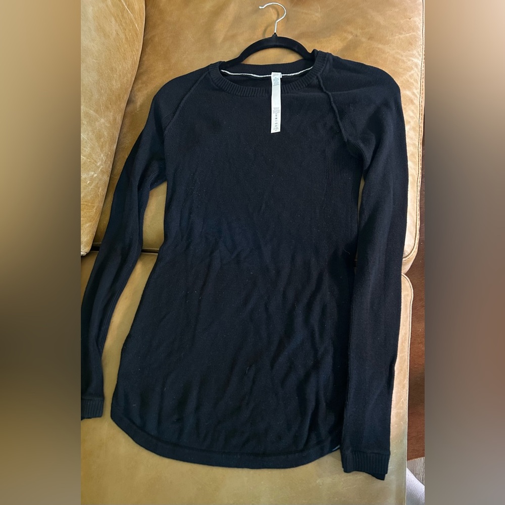 Lululemon Athletica Sunshine Coast Black Sweater Size 4